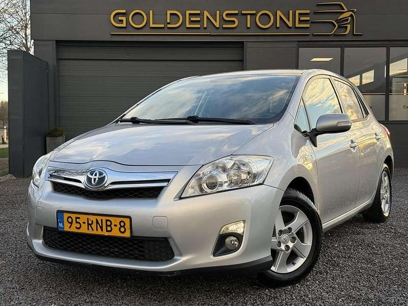 Grijs Occasion 2011 Toyota Auris Hybrid Hatchback | € 7.243 (Goede deal) - Afbeelding 1/4