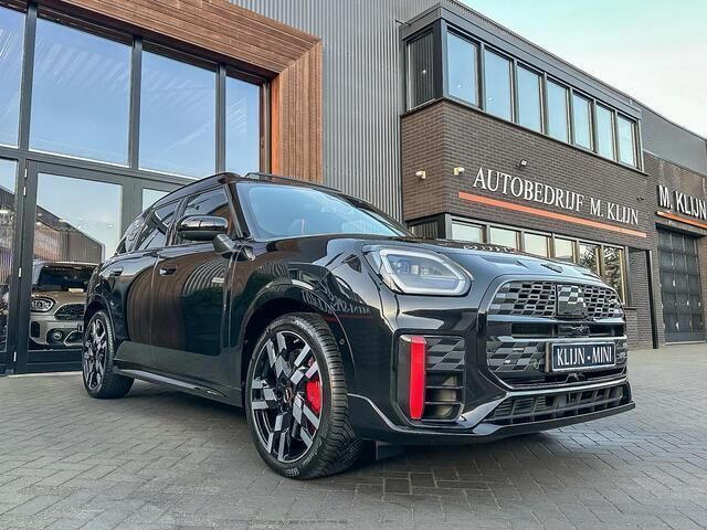 Zwart, metallic lak Gebruikt 2024 Mini John Cooper Works Countryman SUV | € 61.950 - Afbeelding 1/4
