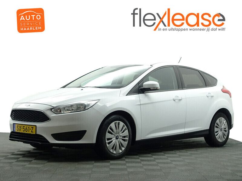 Wit Gebruikt 2018 Ford Focus Trend Hatchback | € 9.900 (Super prijs) - Afbeelding 1/4