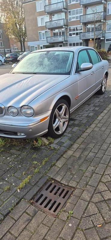 Gebruikt 2004 Jaguar XJ Sedan | € 5.500 - Afbeelding 1/4