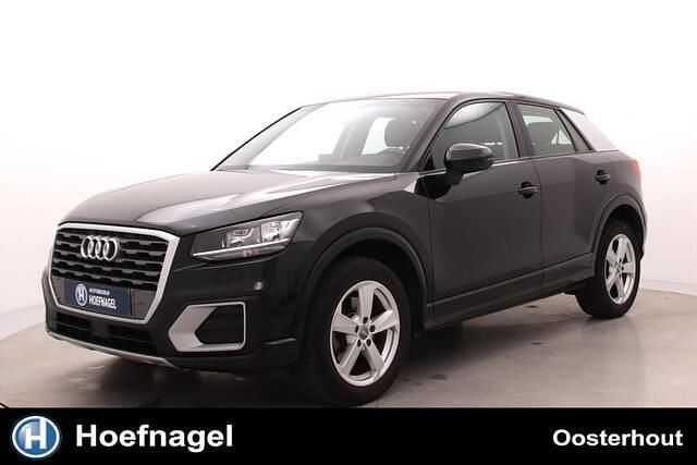 Zwart Gebruikt 2018 Audi Q2 Design SUV | € 21.450 (Eerlijke prijs) - Afbeelding 1/4
