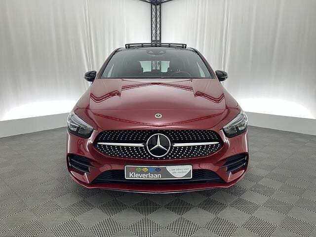 Occasion Mercedes B250 AMG 218 PK (160 kW) 2022 Rood MPV