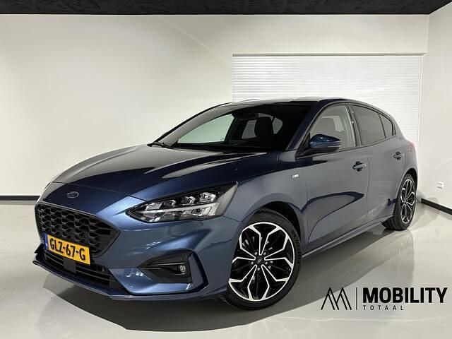 Blauw Occasion 2021 Ford Focus ST-Line X Hatchback | € 19.850 (Super prijs) - Afbeelding 1/4