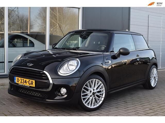 Zwart Occasion 2016 Mini ONE Business Hatchback | € 9.999 (Super prijs) - Afbeelding 1/4