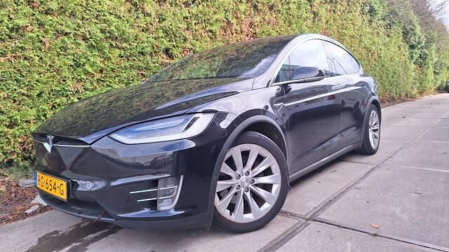 Zwart Gebruikt 2017 Tesla Model X SUV | € 17.900 - Afbeelding 1/4