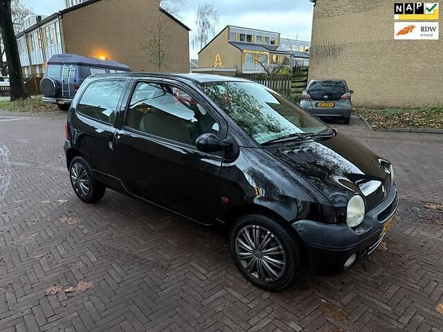 Zwart Gebruikt 2002 Renault Twingo Hatchback | € 1.499 (Eerlijke prijs) - Afbeelding 1/4