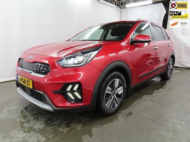 Rood (metallic) Occasion 2020 Kia Niro SUV | € 18.799 (Eerlijke prijs) - Afbeelding 1/4