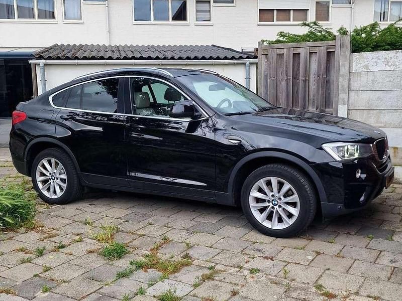 Zwart Gebruikt 2015 BMW X4 SUV | € 15.000 (Goede deal) - Afbeelding 1/4