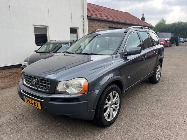 Grijs Gebruikt 2005 Volvo XC90 Executive SUV | € 6.750 (Eerlijke prijs) - Afbeelding 1/4