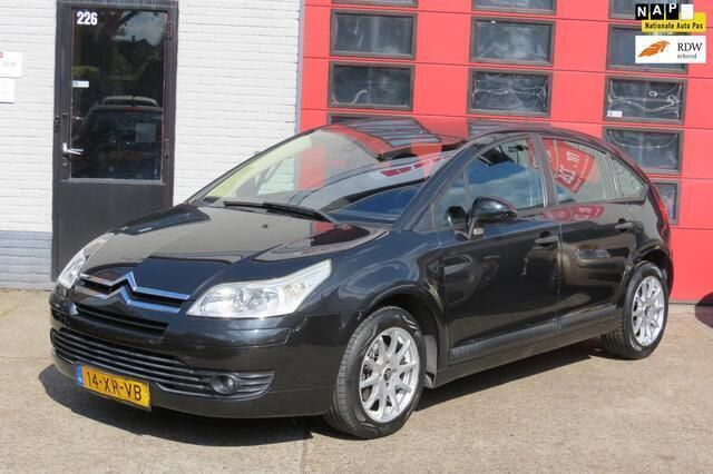 Zwart, metallic lak Gebruikt 2007 Citroën C4 Hatchback | € 2.150 (Eerlijke prijs) - Afbeelding 1/4