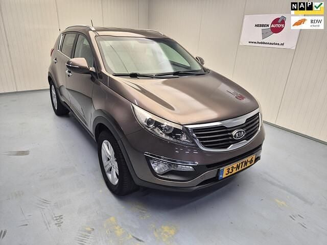 Bruin Gebruikt 2010 Kia Sportage Plus SUV | € 8.440 (Eerlijke prijs) - Afbeelding 1/4