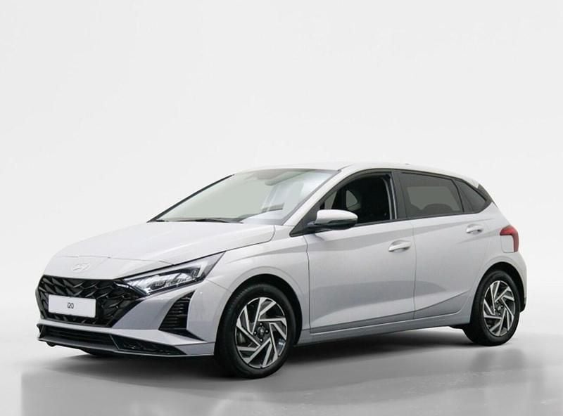 Lumen grey (grijs metallic) Gebruikt 2024 Hyundai i20 Comfort Hatchback | € 18.900 (Goede deal) - Afbeelding 1/4