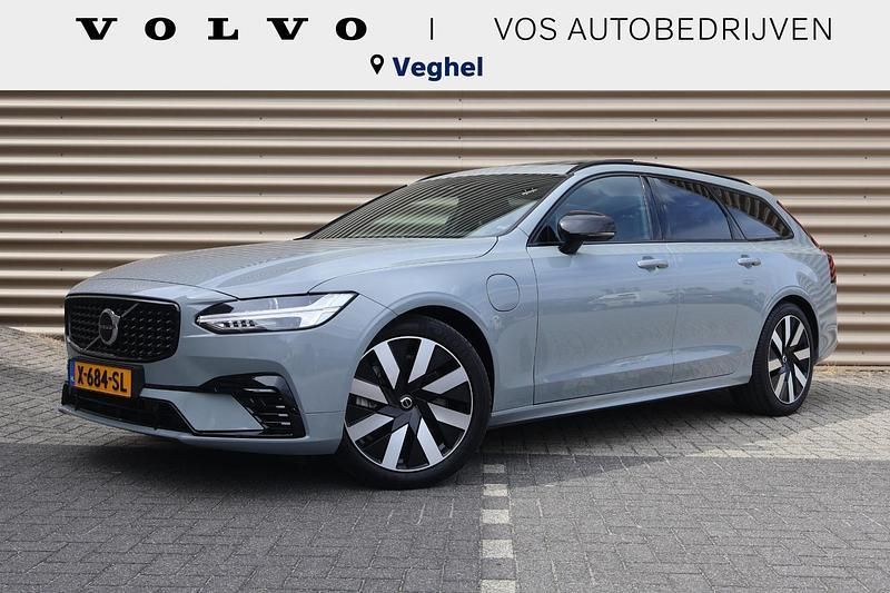 Grijs Gebruikt 2024 Volvo V90 Ultimate Stationwagen | € 59.950 (Duur) - Afbeelding 1/4