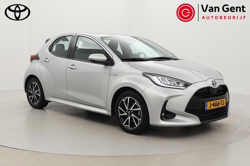 Grijs Gebruikt 2020 Toyota Yaris Hybrid Hatchback | € 20.999 (Eerlijke prijs) - Afbeelding 1/4