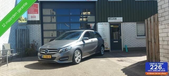 Grijs Gebruikt 2015 Mercedes B180 Ambition MPV | € 13.950 (Eerlijke prijs) - Afbeelding 1/4