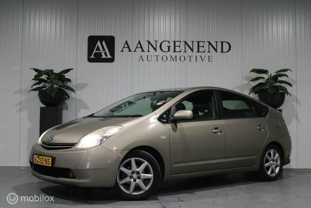 Beige Gebruikt 2005 Toyota Prius Hatchback | € 3.500 (Eerlijke prijs) - Afbeelding 1/4
