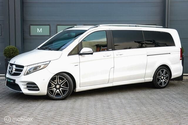 Wit Gebruikt 2016 Mercedes V250 AMG MPV | € 32.740 (Iets duurder) - Afbeelding 1/4