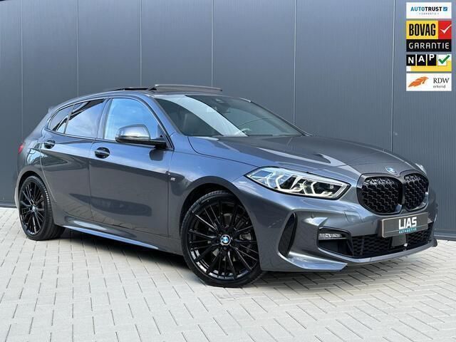 Grijs Gebruikt 2021 BMW 118 M Sport Hatchback | € 34.900 - Afbeelding 1/4