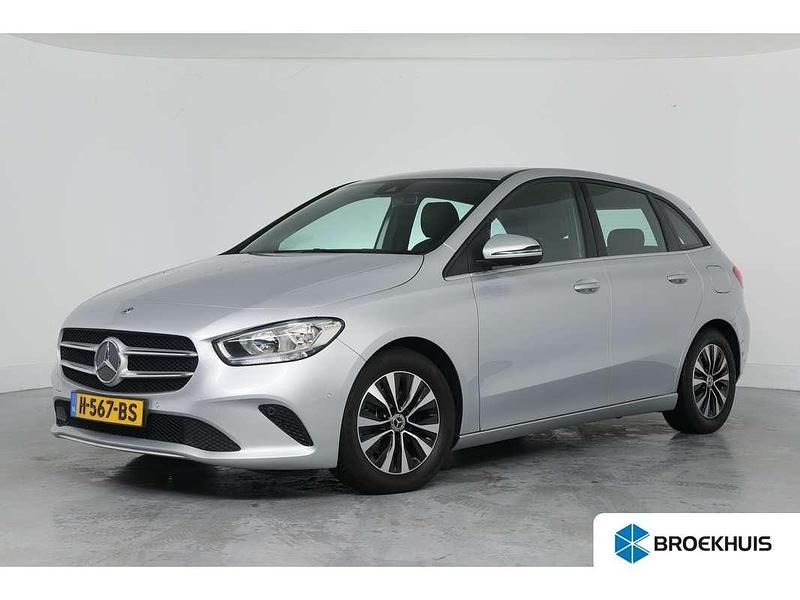 Grijs Gebruikt 2020 Mercedes B180 Business MPV | € 21.900 (Super prijs) - Afbeelding 1/4