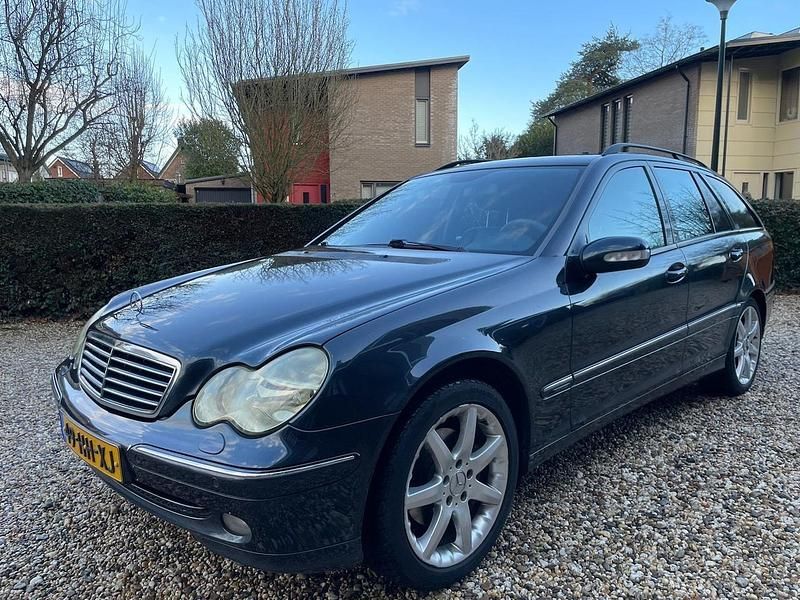 Occasion Mercedes C320 Elegance 217 PK (159 kW) 2001 Zwart Stationwagen