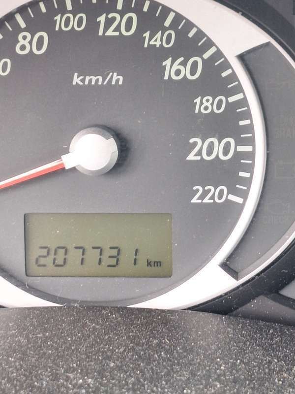 Grijs Gebruikt 2007 Hyundai Tucson Dynamiq SUV | € 3.500 (Eerlijke prijs) - Afbeelding 1/4