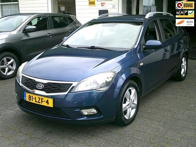 Blauw Gebruikt 2010 Kia Ceed Hatchback | € 4.950 (Iets duurder) - Afbeelding 1/4