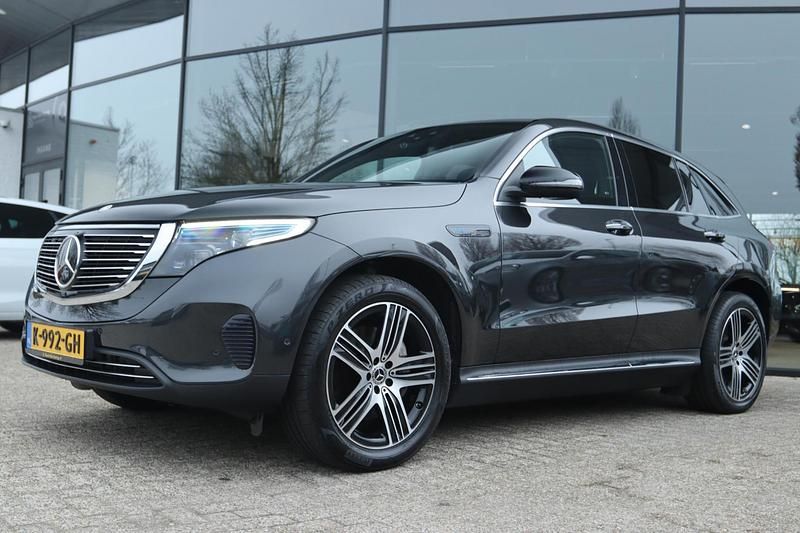 Grijs Occasion 2020 Mercedes EQC400 Business SUV | € 31.900 (Eerlijke prijs) - Afbeelding 1/4