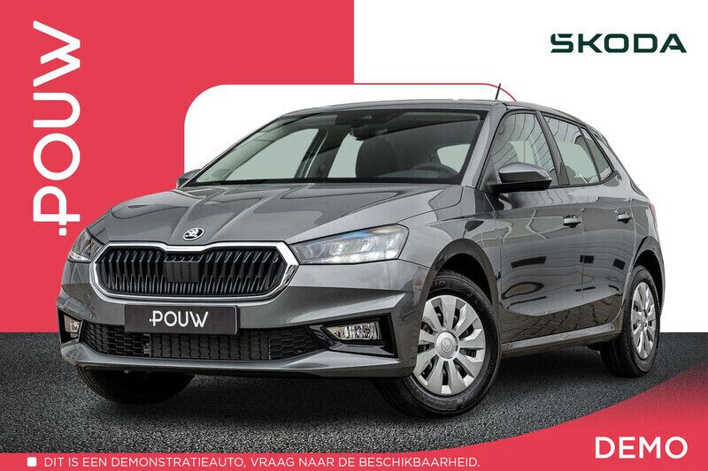 Grijs Gebruikt 2024 Skoda Fabia Essence Hatchback | € 22.900 (Duur) - Afbeelding 1/4