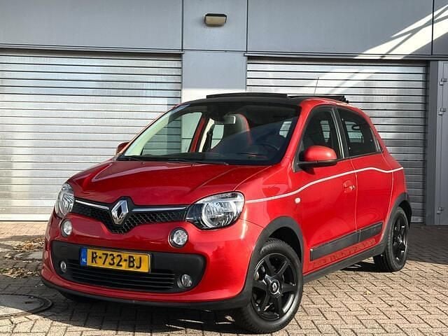 Rood Gebruikt 2017 Renault Twingo Dynamique Hatchback | € 6.999 (Goede deal) - Afbeelding 1/4