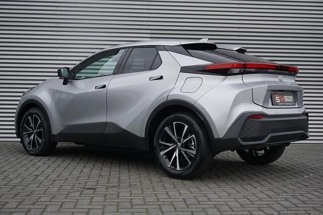 Nieuw Toyota C-HR 223 PK (164 kW) 2025 Grijs (metallic) SUV