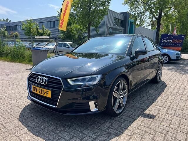 Occasion Audi A3 Sportback Sport 116 PK (85 kW) 2017 Zwart Hatchback