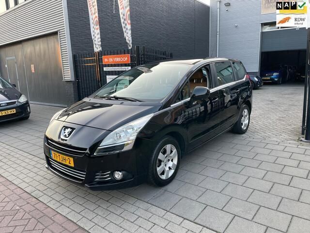 Zwart, metallic lak Gebruikt 2012 Peugeot 5008 Active MPV | € 3.499 - Afbeelding 1/4