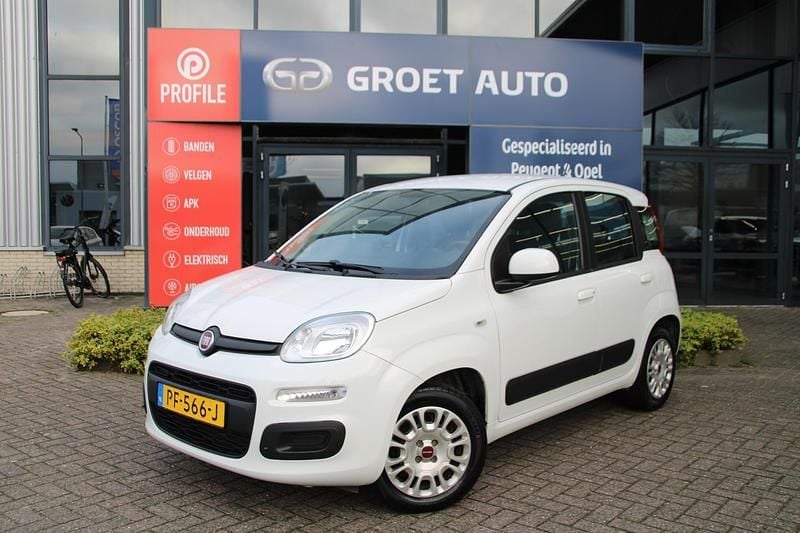 Wit Occasion 2017 Fiat Panda Pop Star Hatchback | € 7.550 (Eerlijke prijs) - Afbeelding 1/4