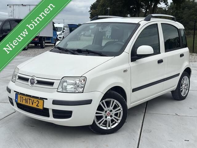 Wit Gebruikt 2010 Fiat Panda Hatchback | € 2.490 (Eerlijke prijs) - Afbeelding 1/4