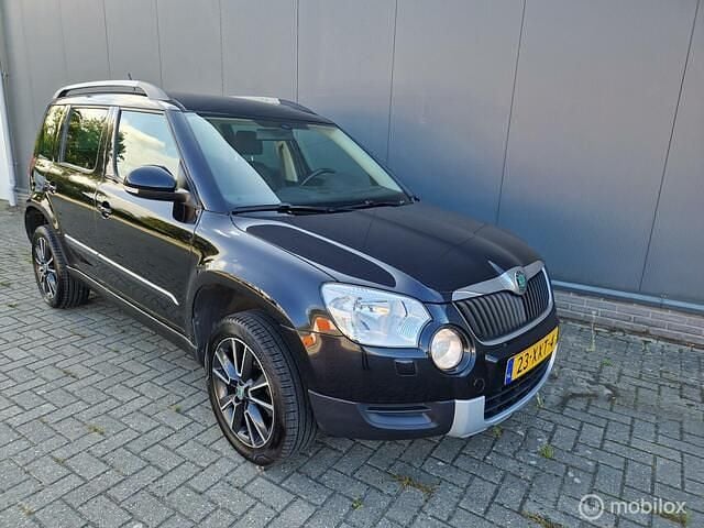 Zwart Gebruikt 2012 Skoda Yeti Active SUV | € 4.999 (Eerlijke prijs) - Afbeelding 1/4