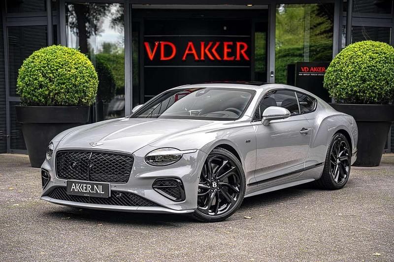 Grijs Gebruikt 2025 Bentley Continental GT Coupé | € 376.880 - Afbeelding 1/4