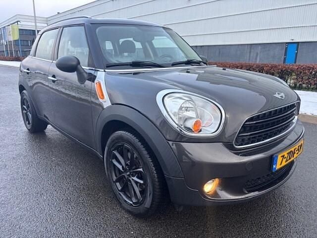 Grijs Occasion 2014 Mini One Countryman SUV | € 8.450 (Eerlijke prijs) - Afbeelding 1/4