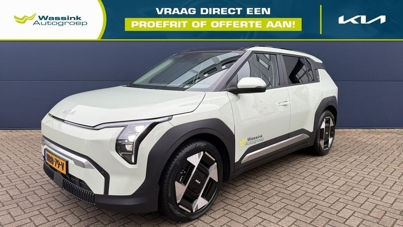 Groen Gebruikt 2025 Kia EV3 2 SUV | € 41.765 - Afbeelding 1/4