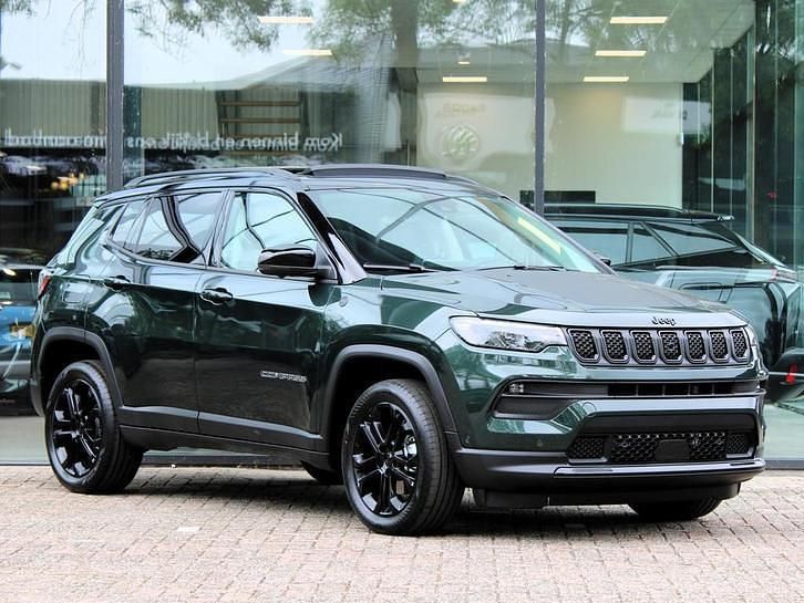 Nieuw 2025 Jeep Compass North SUV | € 51.395 - Afbeelding 1/4