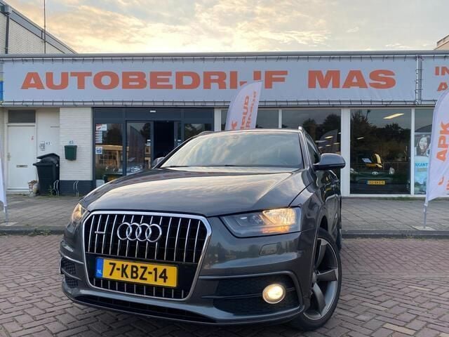 Grijs Occasion 2012 Audi Q3 S-Line SUV | € 11.950 (Iets duurder) - Afbeelding 1/4