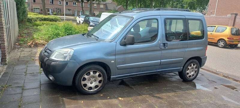 Grijs Gebruikt 2006 Peugeot Partner MPV | € 1.500 (Eerlijke prijs) - Afbeelding 1/4