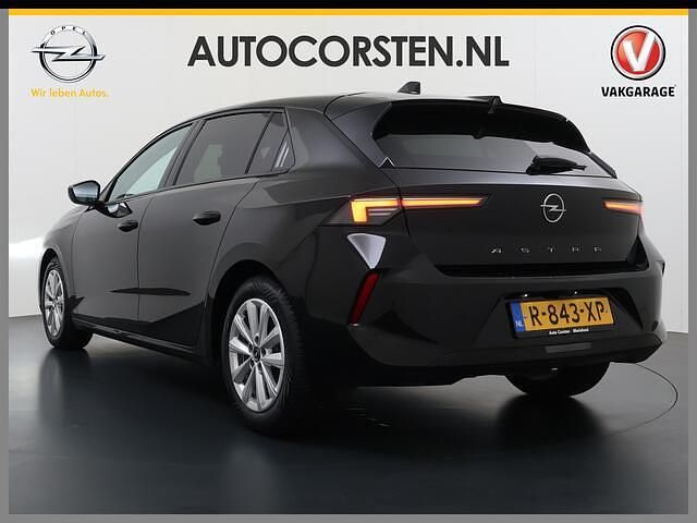 Occasion Opel Astra Business Edition 131 PK (96 kW) 2022 Zwart Hatchback