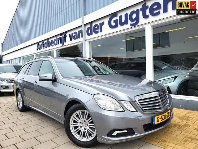 Grijs Gebruikt 2010 Mercedes E250 Elegance Stationwagen | € 11.950 (Goede deal) - Afbeelding 1/4