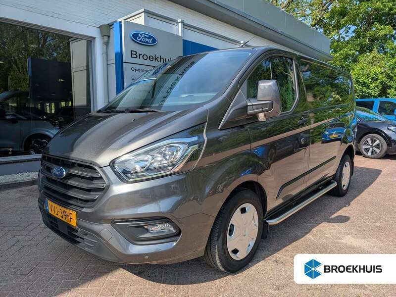 Grijs Gebruikt 2023 Ford Transit Custom Trend Van | € 26.950 (Goede deal) - Afbeelding 1/4
