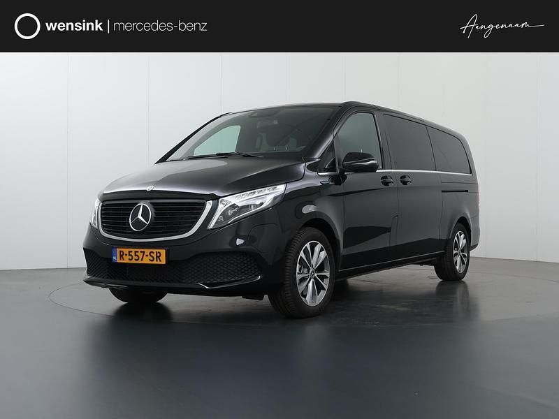 Zwart Gebruikt 2022 Mercedes EQV300 Avantgarde Van | € 68.500 - Afbeelding 1/4