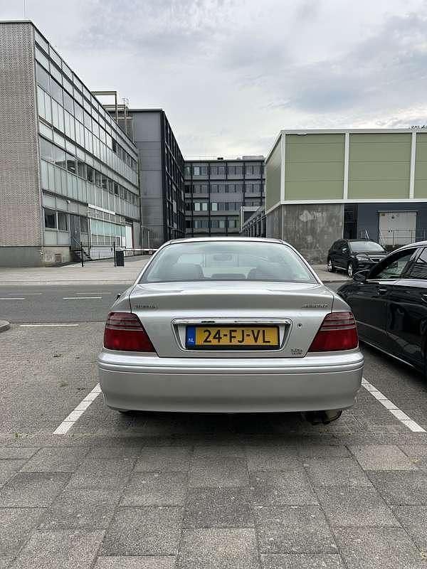 Grijs Gebruikt 2000 Honda Accord S Sedan | € 3.500 - Afbeelding 1/4