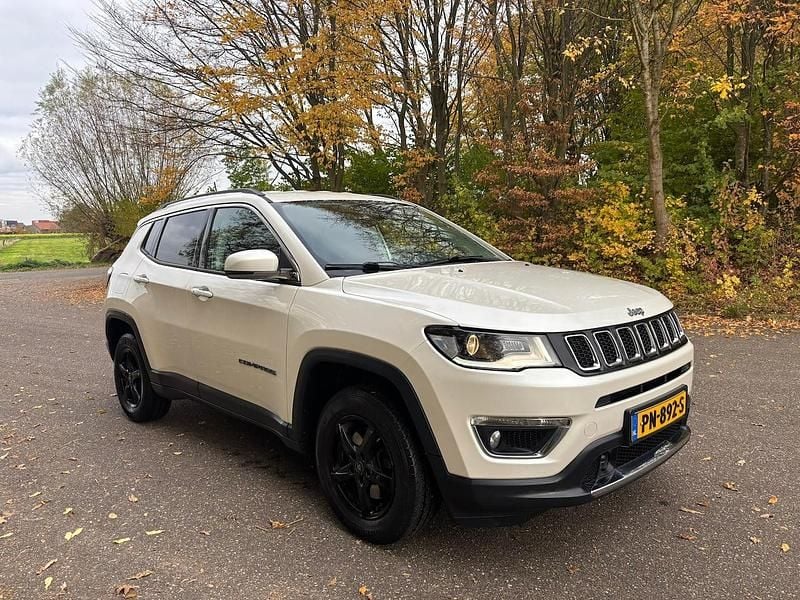 Wit Gebruikt 2017 Jeep Compass Limited SUV | € 14.950 (Eerlijke prijs) - Afbeelding 1/4