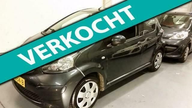 Occasion Toyota Aygo 68 PK (50 kW) 2006 Grijs Hatchback
