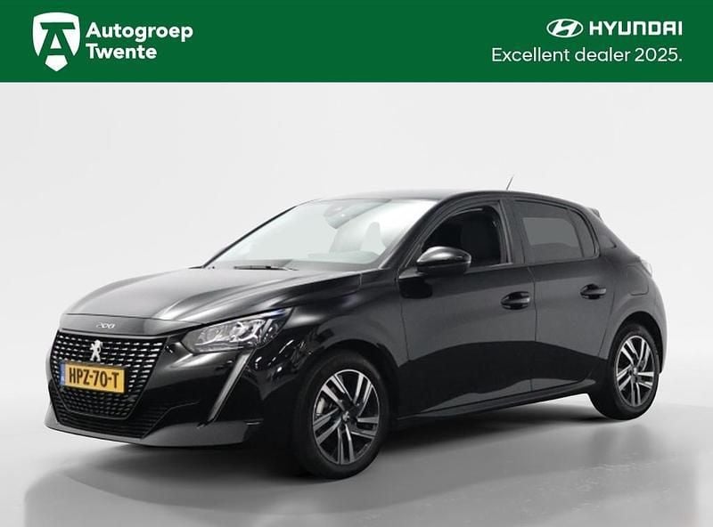 Zwart Gebruikt 2023 Peugeot 208 Allure Hatchback | € 17.395 (Goede deal) - Afbeelding 1/4