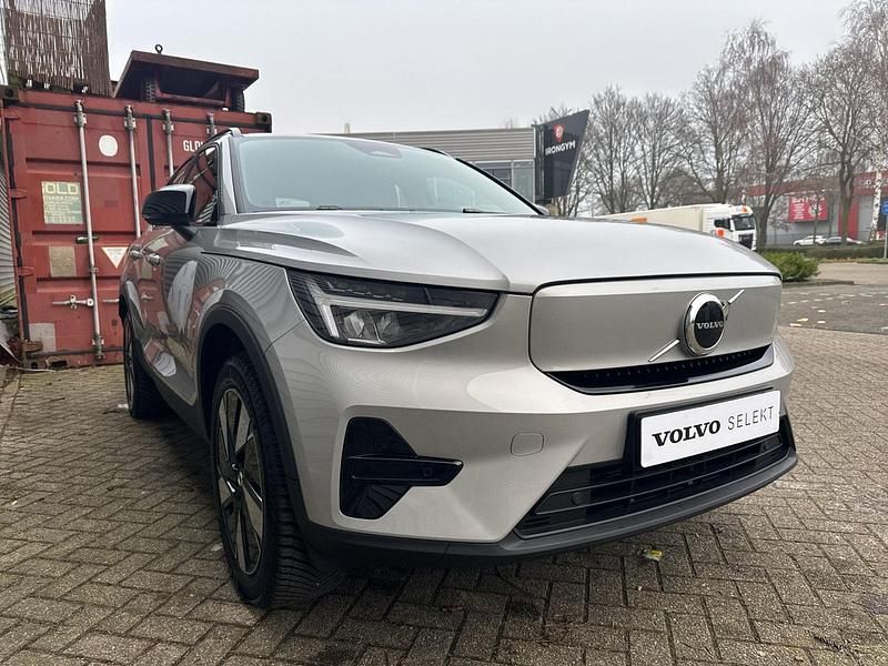 Nieuw Volvo XC40 Plus 185 kW (252 PK) 2025 Grijs SUV